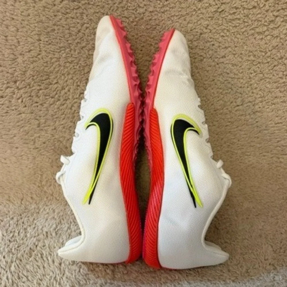 Nike zoom rival